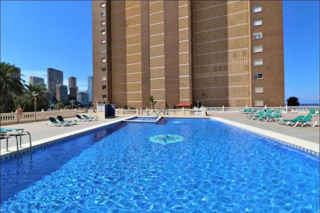 Precioso Apartamento A Estrenar En Primera Linea De Playa Benidorm Luaran gambar
