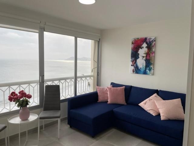 Precioso Apartamento A Estrenar En Primera Linea De Playa Benidorm Luaran gambar