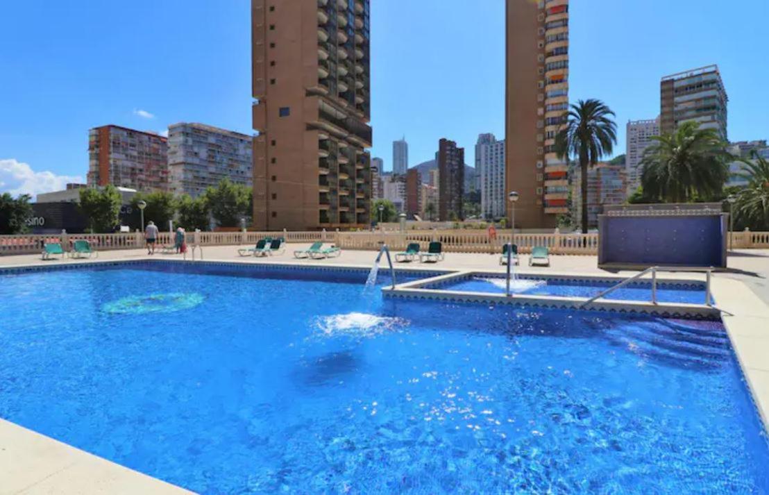 Precioso Apartamento A Estrenar En Primera Linea De Playa Benidorm Luaran gambar