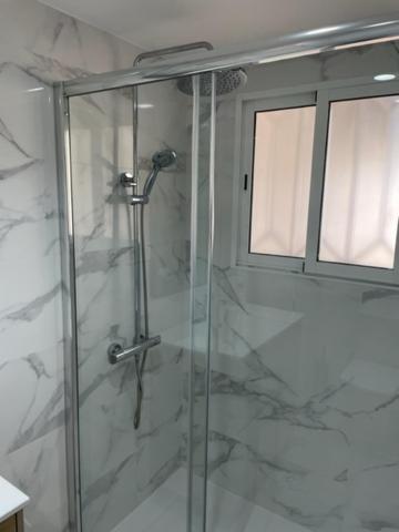 Precioso Apartamento A Estrenar En Primera Linea De Playa Benidorm Luaran gambar